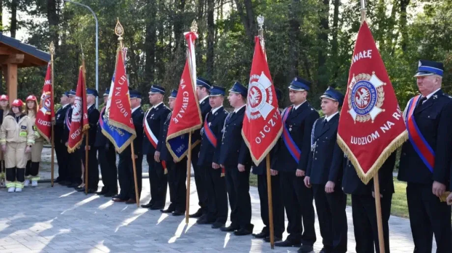 Upamiętnienie Majora Dobrzańskiego muralem w Pobielu