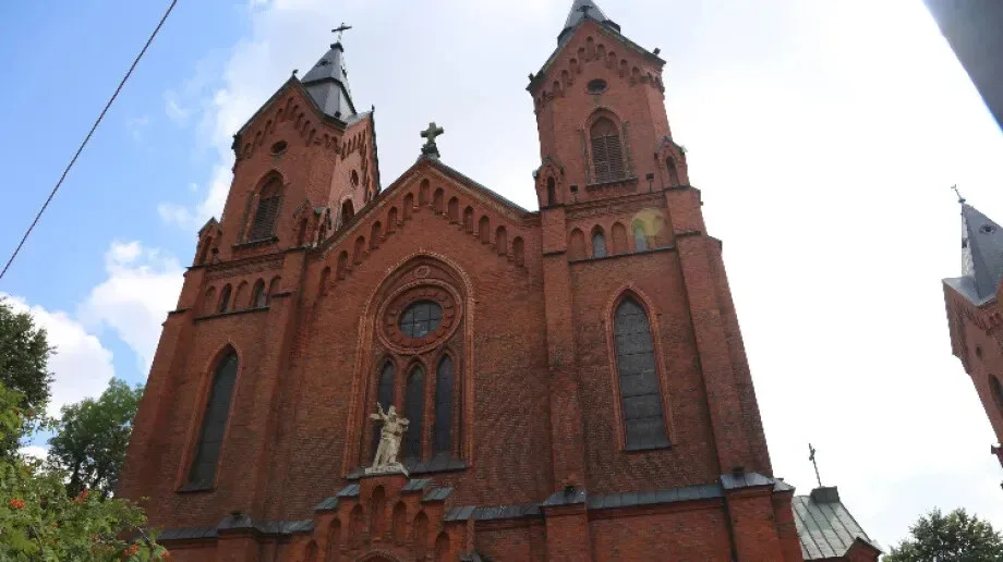 Komunia święta z bezglutenowym komunikantem w Ostrowi Mazowieckiej