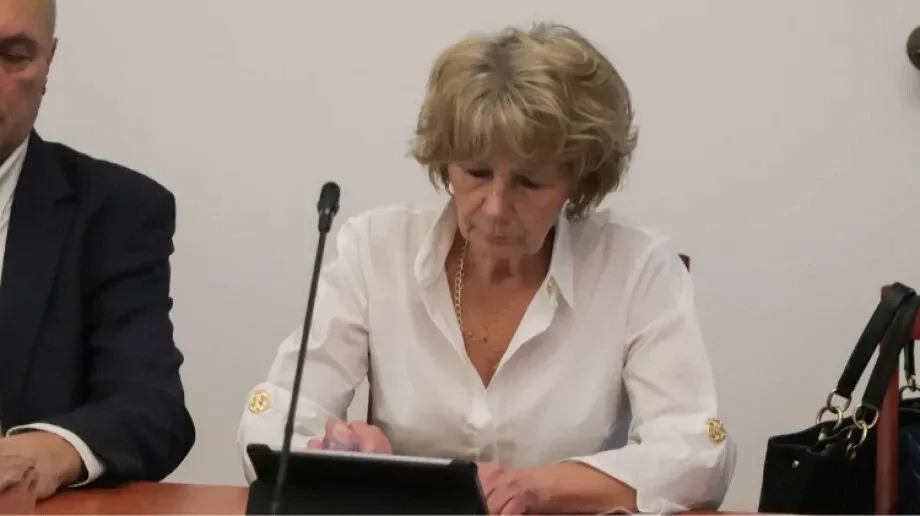 Radna Bartkiewicz: To kuriozum, będziemy ogrzewać i oświetlać puste powietrze