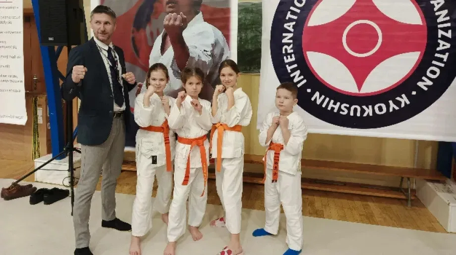 Julia, Lena, Michał i Alicja z medalami!