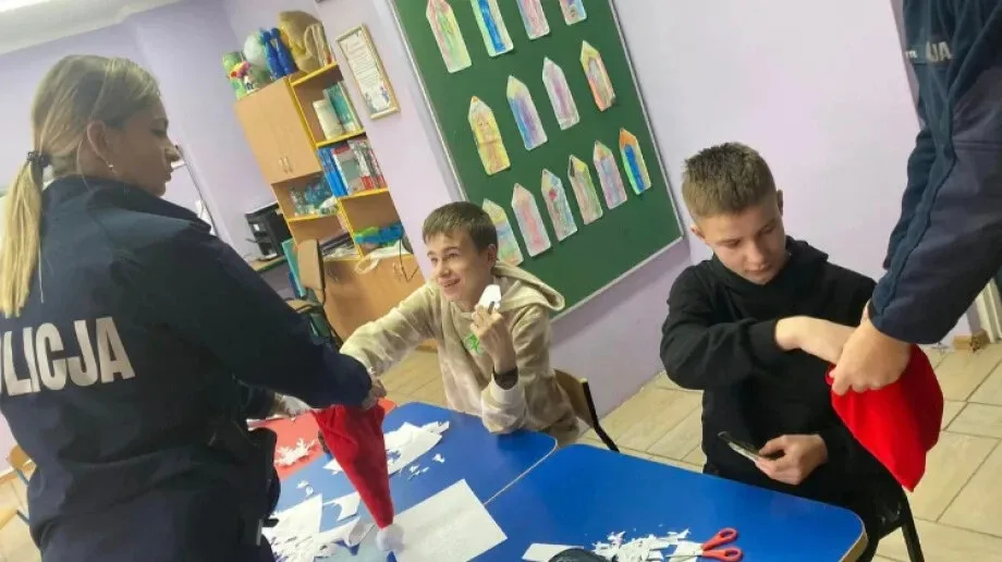 Policjanci promowali bezpieczeństwo wśród uczniów