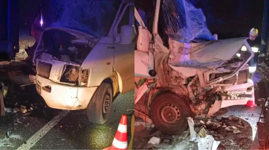 Dramatyczny wypadek w Zastawiu. Bus całkowicie roztrzaskany!
