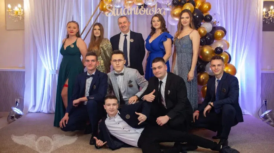 Studniówka maturzystów z CSL Technikum Lotnicze już dziś!