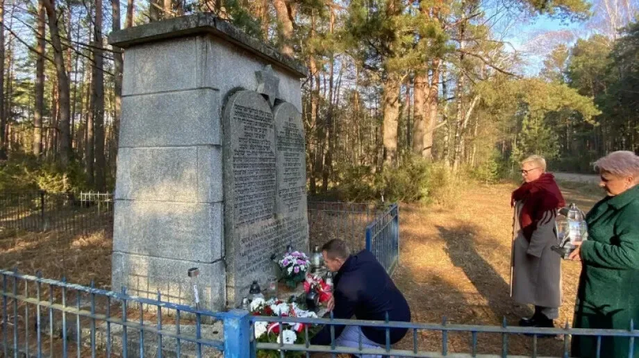 Uczczenie pamięci ofiar Holocaustu w Szulborzu Wielkim