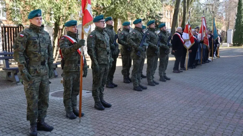 Uroczyste obchody Imienin Marszałka Józefa Piłsudskiego w Komorowie (zdjęcia)