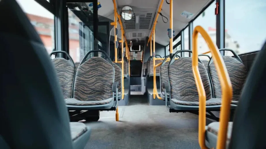 Nowy autobus szkolny dla uczniów z niepełnosprawnością w Ostrowi Mazowieckiej