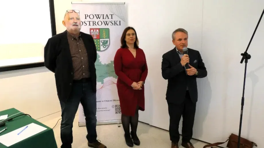 Debata o przyszłości kultury i sportu w powiecie ostrowskim