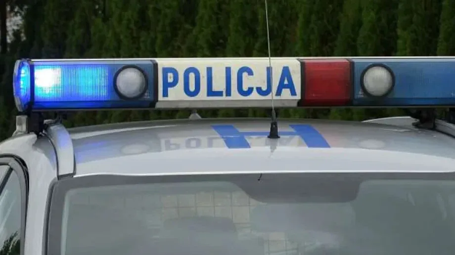 Zderzenie dwóch aut na DK50. Jedna osoba trafiła do szpitala!