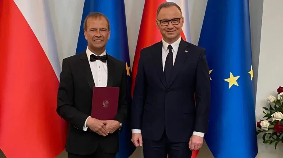 Prezydent RP Andrzej Duda wręczył Robertowi Gajdzie dyplom nominacyjny na profesora (zdjęcia)