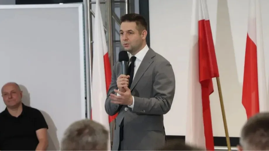 Tłumy na spotkaniu z Patrykiem Jakim w Starej Elektrowni (zdjęcia)