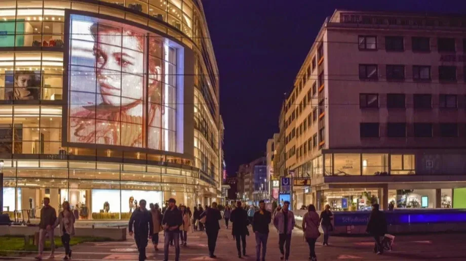 Czy warto inwestować w reklamę zewnętrzną
