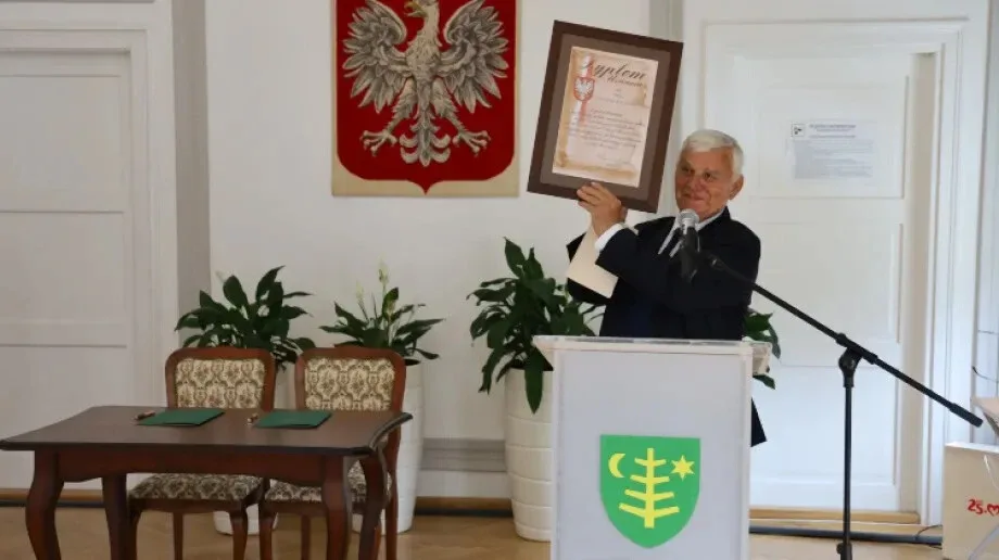 Uroczyste wręczenie dyplomu uznania 'Pro Masovia' dla Władysława Krzyżanowskiego (zdjęcia)