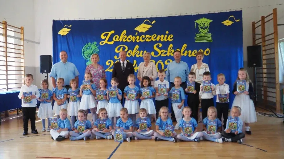 Zakończenie roku szkolnego 2024/2025 w Szkołach Podstawowych w gminie Andrzejewo (zdjęcia)