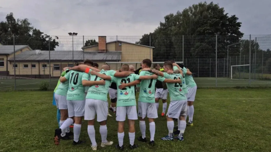 Iskra liderem! Efektowna wygrana w Korczewie