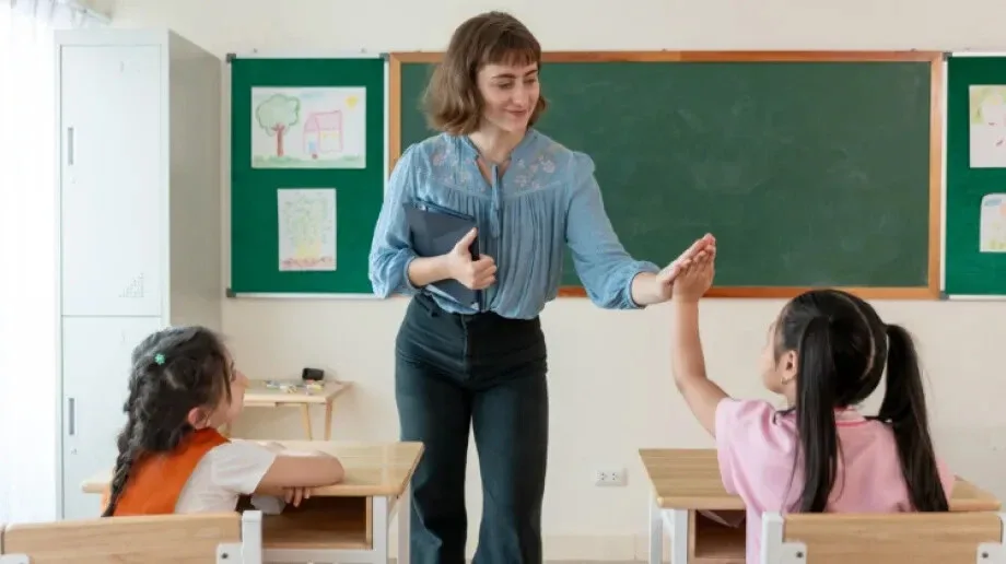 Studiowanie pedagogiki a perspektywy zawodowe. Co warto wiedzieć?