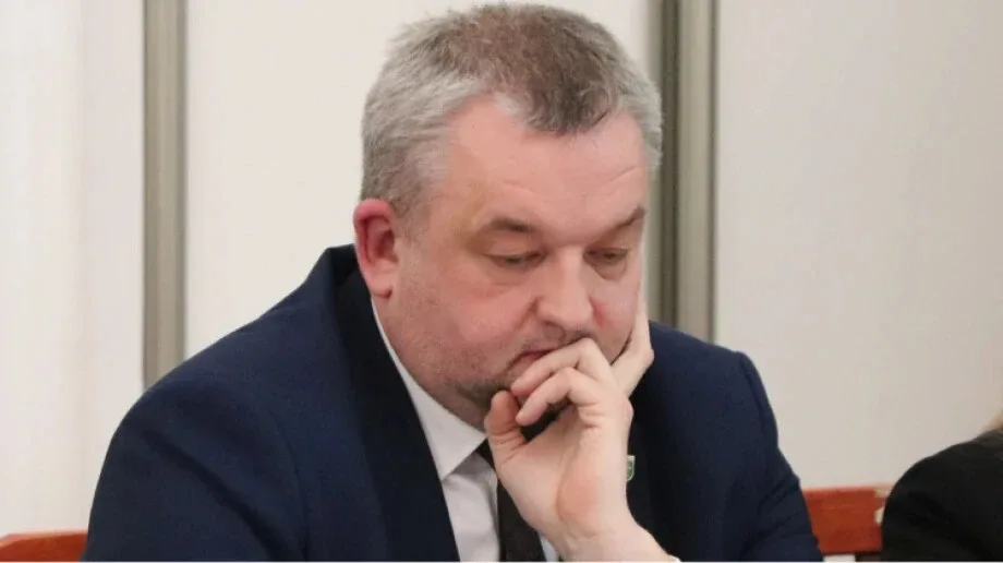 Rada przyjęła budżet na 2026 rok. Burmistrz Hubert Betlejewski: 'będzie pięknie i zielono'