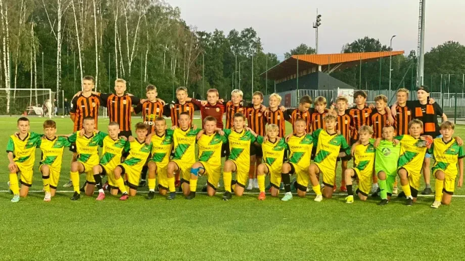 Z Ostrovii, Ostrowianki do kadry