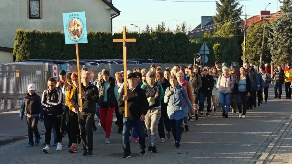 Pielgrzymują do sanktuarium w Osuchowej (zdjęcia)