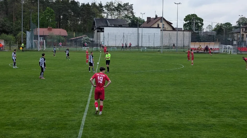 MKS Małkinia odwrócił mecz z Czarnymi Węgrów. Kapitalna druga połowa i komplet punktów