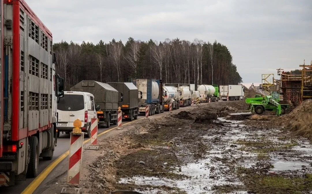 Rozbudowa drogi krajowej nr 8 zmorą dla kierowców