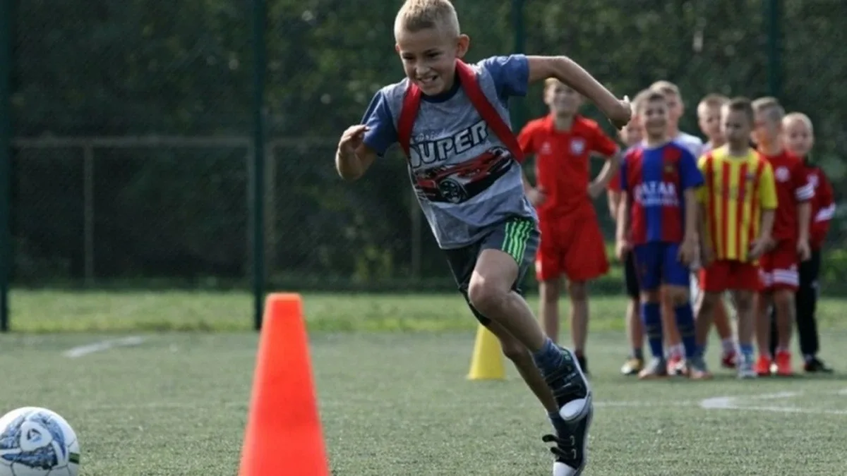 Dzień Sportu na ostrowskim orliku (zdjęcia)