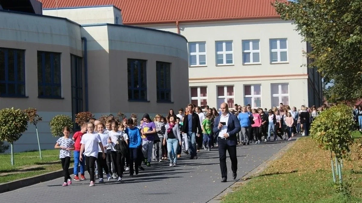 Zagrożenie w ostrowskiej 'Jedynce'? To tylko ćwiczenia (zdjęcia)