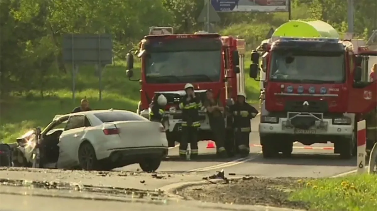 Trzy osoby zginęły w wypadku między Krakowem a Trzebinią (wideo)