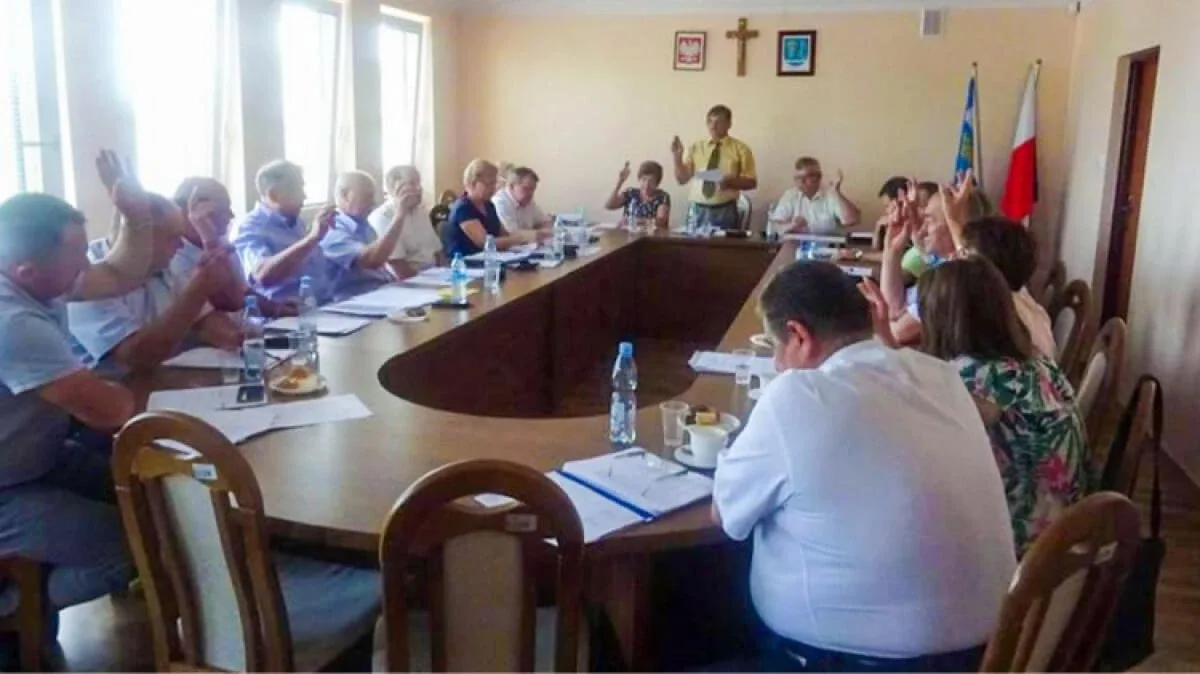 Wójt gminy Nur z absolutorium za wykonanie budżetu