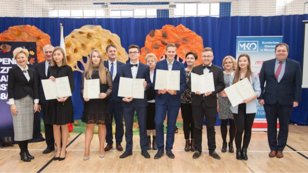 Doroczne stypendia Prezesa Rady Ministrów wręczone (zdjęcia, wideo)