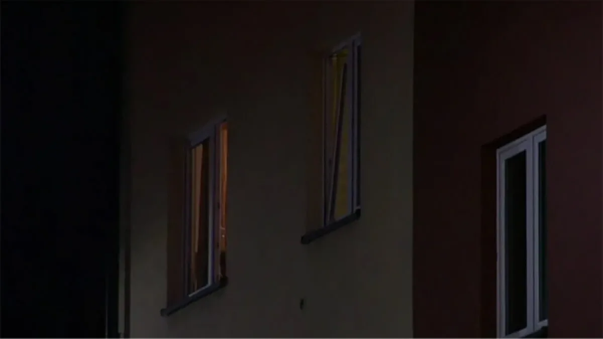 Cztery osoby zginęły w wyniku zaczadzenia. To żołnierz i jego rodzina (wideo)