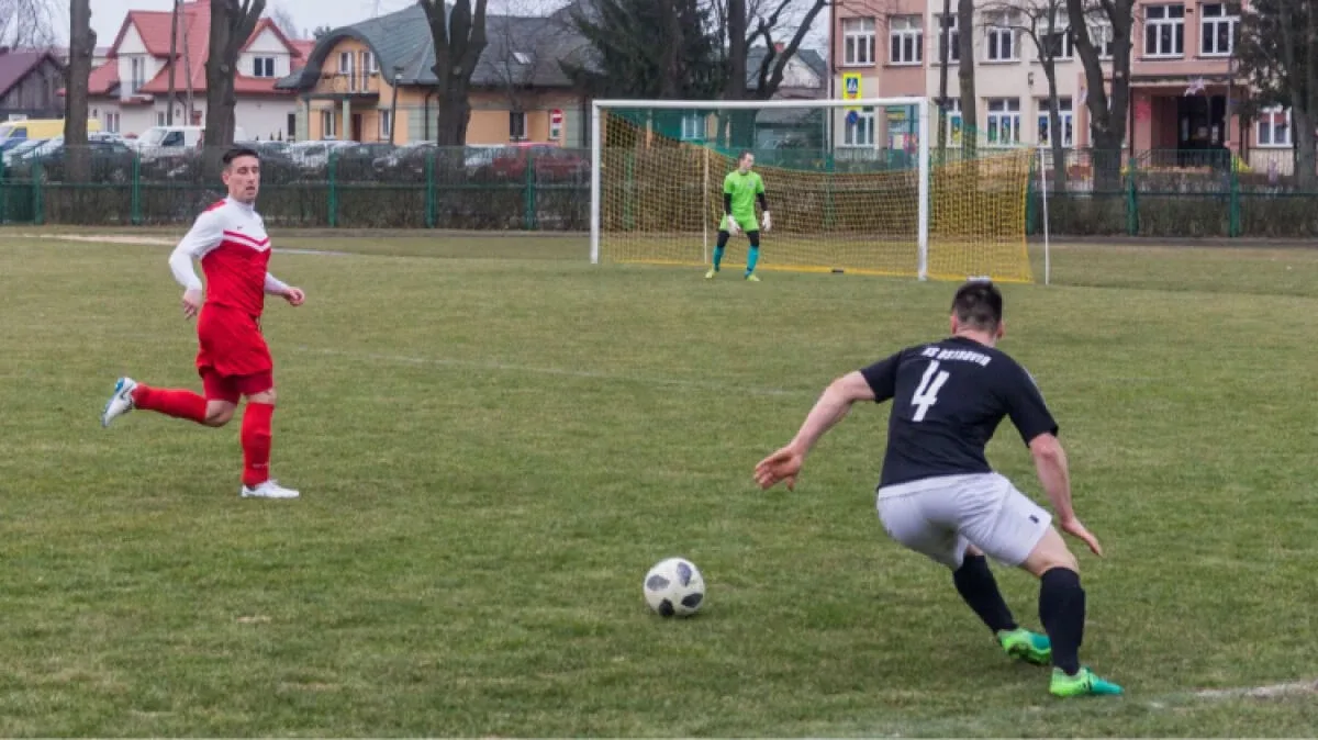 Ostrovia bez punktów w starciu z Nadnarwianką (zdjęcia, wideo)