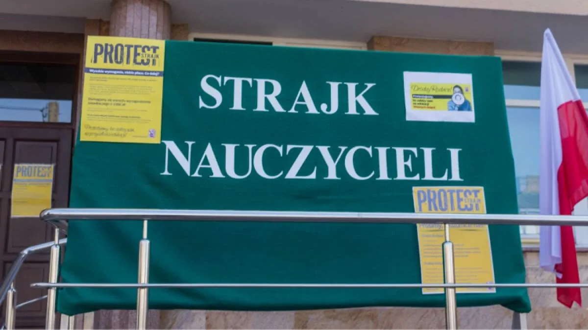 Nauczyciele strajkują. Jak wygląda sytuacja w Ostrowi Mazowieckiej? (zdjęcia)