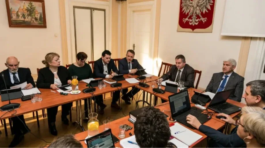 Rada miasta odrzuciła podwyżki opłat za odpady komunalne (zdjęcia, wideo)