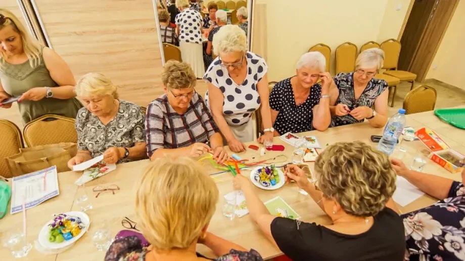 Klub Kolorowej Nitki z Ostrowi Mazowieckiej spotkał się z klubem Senior + ze Starego Lubotynia (zdjęcia)