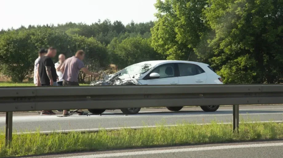 Groźnie wyglądający wypadek na S8. 'Nikt nie został ranny' - informuje ostrowska policja