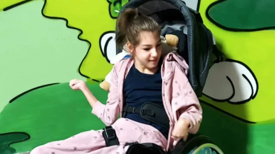 Zbiórka na specjalistyczny wózek dla Julki zakończyła się sukcesem