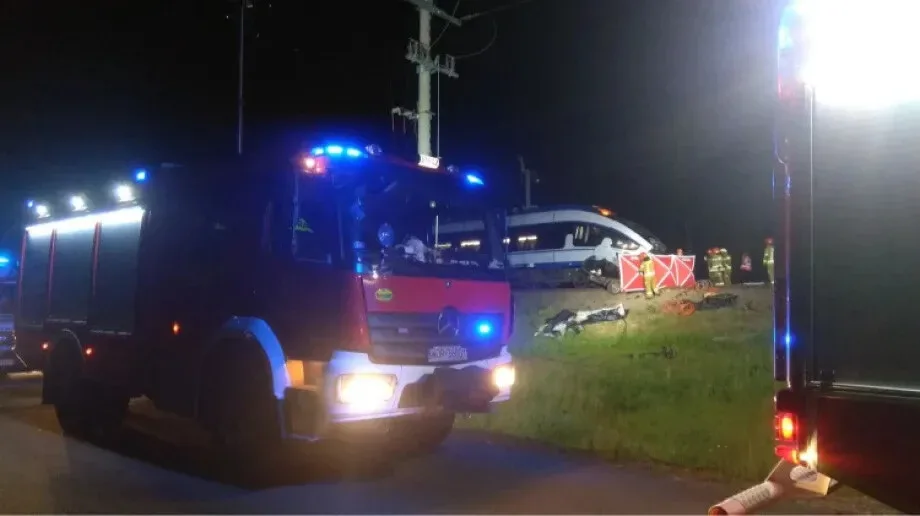 'Super Express' o śmiertelnym wypadku na przejeździe kolejowym w miejscowości Uścianek Wielki. Zginęła 35-letnia kobieta
