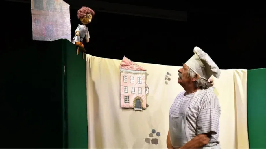 Teatr 'Łatka' po raz kolejny zagościł w Bibliotece Publicznej w Broku
