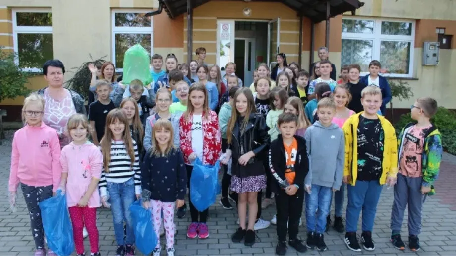 'Sprzątanie Świata' z uczniami Szkoły Podstawowej w Starej Ruskołęce