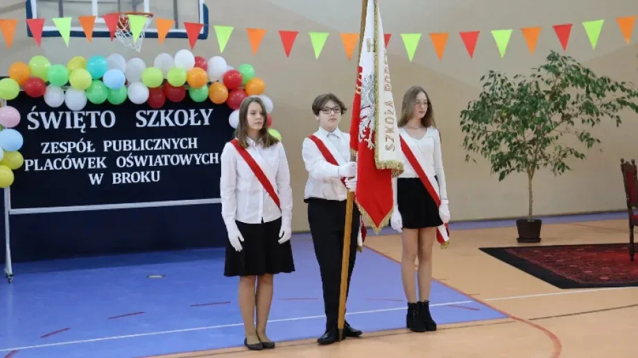 Zespół Publicznych Placówek Oświatowych w Broku obchodził Święto Szkoły 