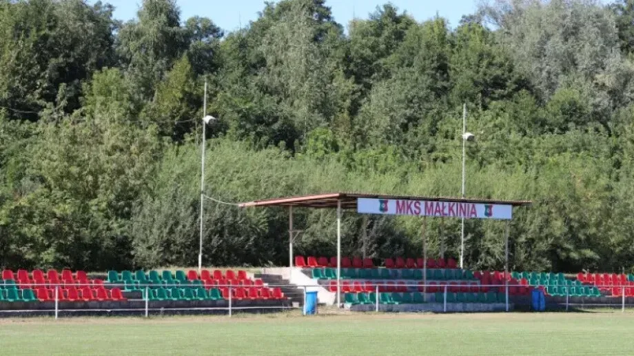 Stadion Sportowy w Małkini Górnej zyskał nowy wygląd