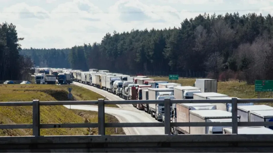 Ostrów Mazowiecka po raz kolejny walczy z korkami! Co jest przyczyną? (zdjęcia)