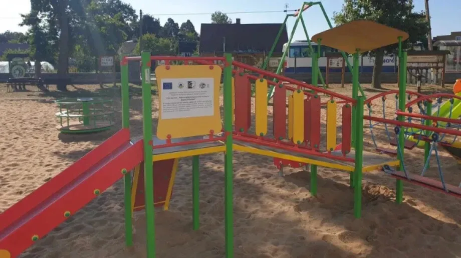 W Bogutach-Piankach powstał nowy plac zabaw