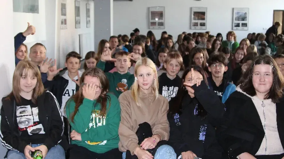 Sebastian Brejnak i Karol Miernik poprowadzili muzyczno-literacki poranek (zdjęcia)