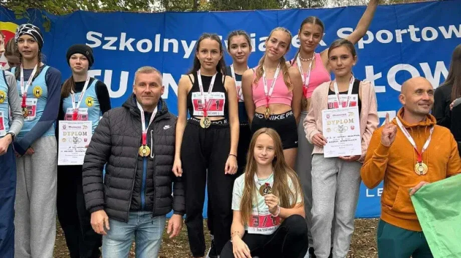 Nasze panie najlepsze na Mazowszu! Napiórkowski: Nawet sześć treningów w tygodniu i mamy efekt!