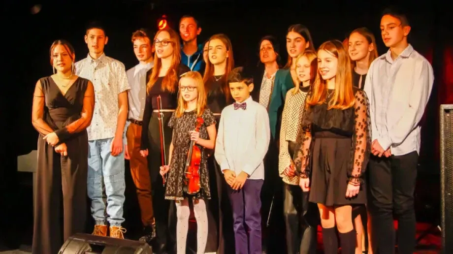 'Koncert jesienny' w Teatrze Scena Kotłownia - młodzi muzycy zabłysnęli zdolnościami i talentem (zdjęcia)
