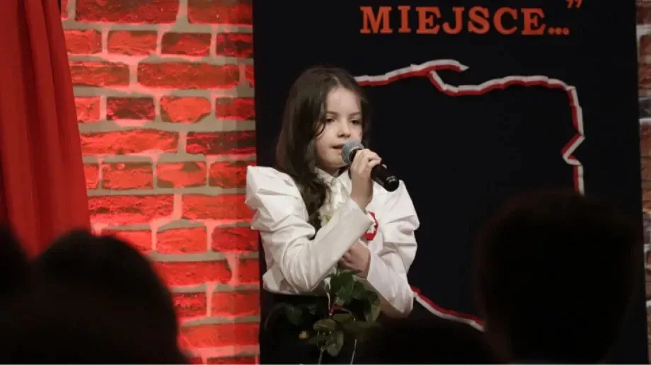 Festiwal Pieśni i Piosenki Patriotycznej 'Jest takie miejsce...' w Ostrowi Mazowieckiej (zdjęcia)