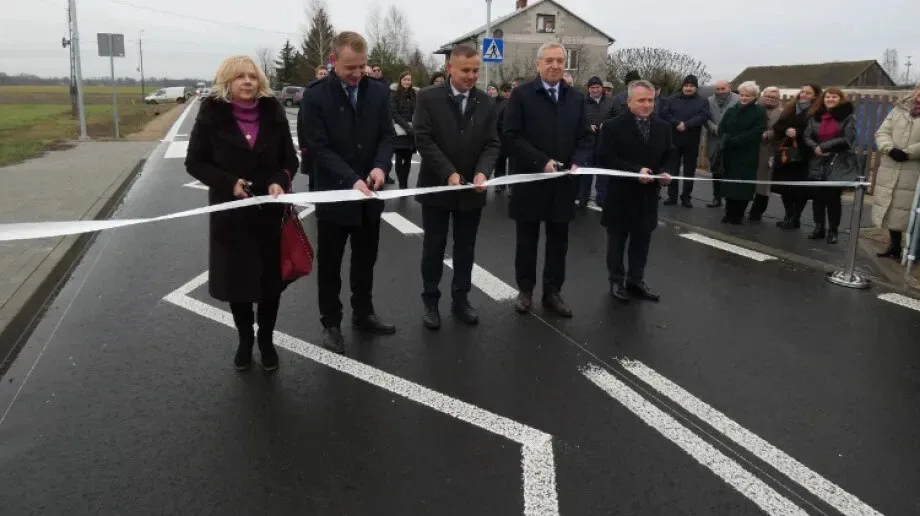 Nowa droga łącząca Szulborze Wielkie z Zuzelą otwarta (zdjęcia)