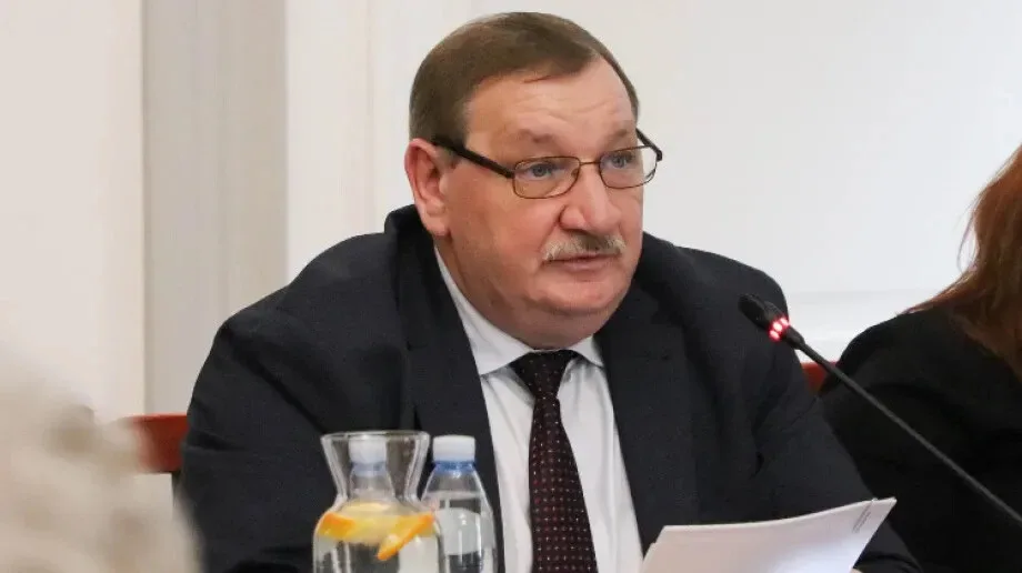 Przekleństwo na sesji Rady Miasta. Ogromna wpadka nowego przewodniczącego (wideo)