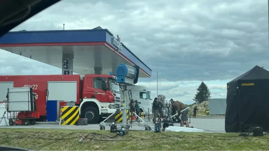 Co tu się kręci? Stacja Moya zamieniła się w plan filmowy (zdjęcia)